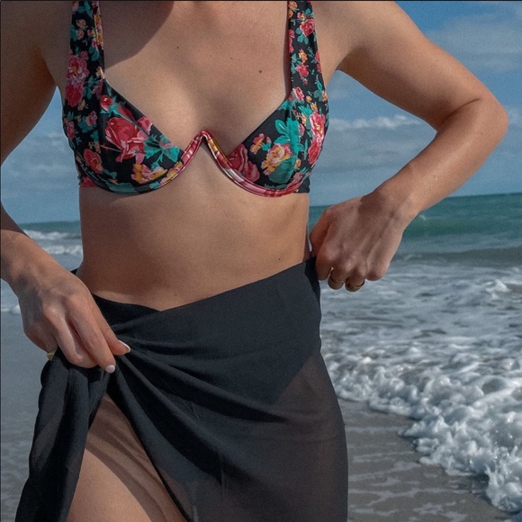 2 PIECE FOR LOVE & LEMONS Rosewater Underwire Swim Top & High-waist Swim Bottom - Picture 8 of 16